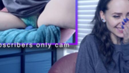 ASMR Gamer Babe Masturbation