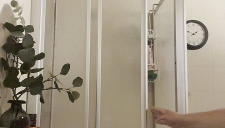 SSBBW Leonie shower video - too fat for the shower cabin