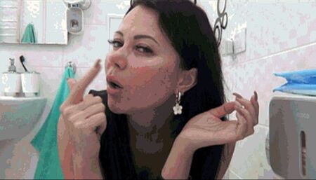 Loris nose is like a pig c