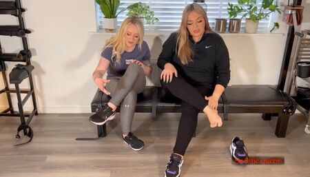 Miss Anna Elite & Tainted Maitrise - Sweaty Sole Sucker (HD 1080p MP4)