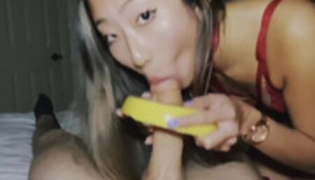 GRAPEFRUIT BLOWJOB WITH CUM ON FEET!