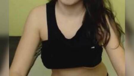 Nerdy Babe Suck A Cock And Fuck In Pussy