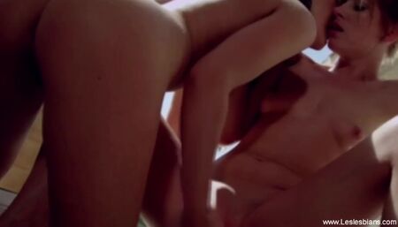 Funny wooer - lesbian dirt - Les Lesbians