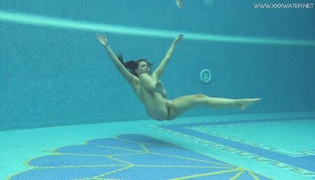 Underwater Show featuring escort's sexy tits movie