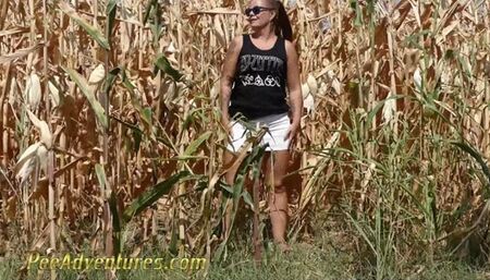 Pee in a corn field - Wet her jeans in the heat outdoor - Changing wet clothes outdoor