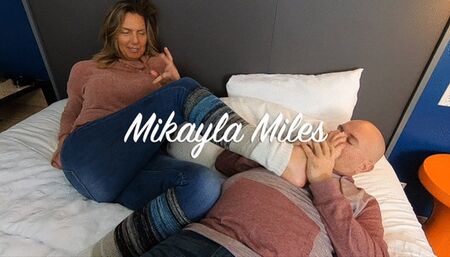 Loser Worships Winner