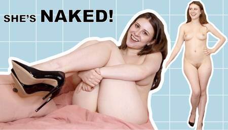 The Real Estate Agent Is NAKED!