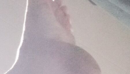 Sexy back lit BBW foot