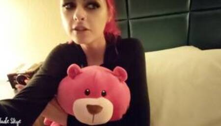 Jade Skye Sexy Vlog Volume I: The Nude Beach!