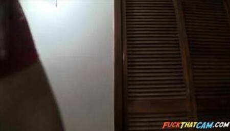 PAWG shaking her ass 2