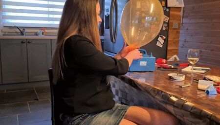 2 balloons, 2 unexpected pop!