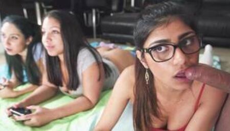 BANGBROS - Mia Khalifa's Video Game Night With Rachel Rose & Tiffany Valentine