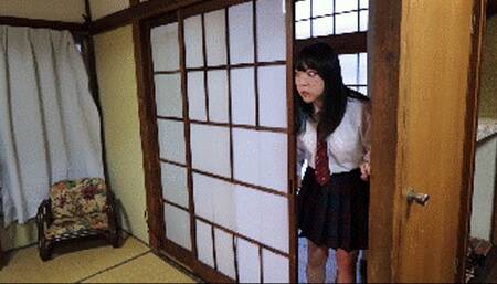 Made in Japan 2! Curious schoolgirl Otama explores an abandoned house and meets a criminal who ties her up and gags her!