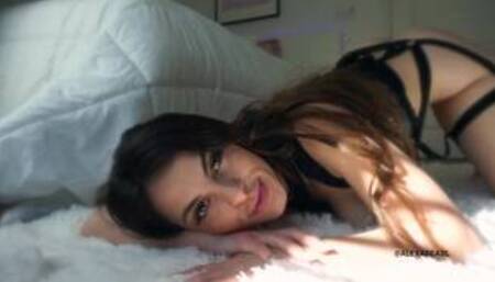 Pussy Play ASMR Alexa Pearl Tease