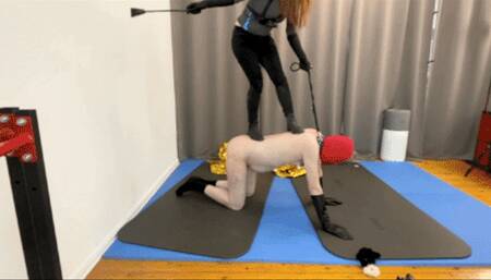 ponyplay, whipping, ridingboots, CBT, bootworship - 1080 Lea Pur in the stable - the magic pill full video