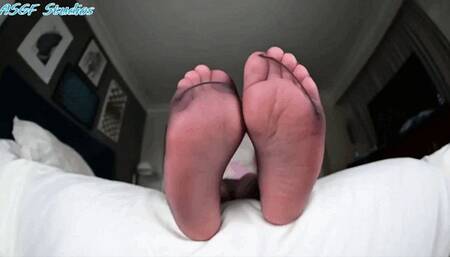 Bun's sheer nylon rub - MP4