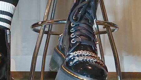 Crushing with Dr Martens Chain Boots