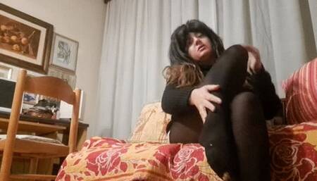 SLAVE TO TASTY PANTYHOSE FEET