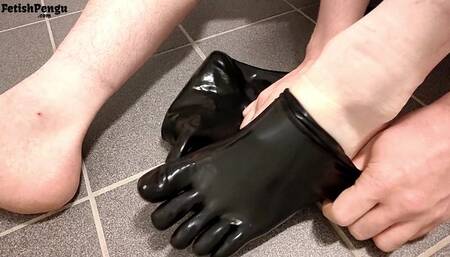 Spit into latex socks - Squeaky sounds
