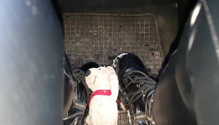 White Teddy Bear Trample and Orange Crush POV WMV