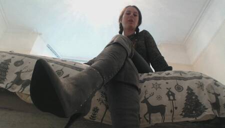 Weekly humiliation of a loser pay pig (MOV)