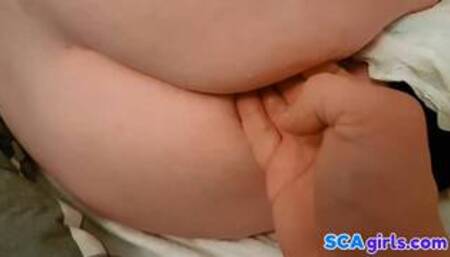 Valmistelee lutka persevipuun