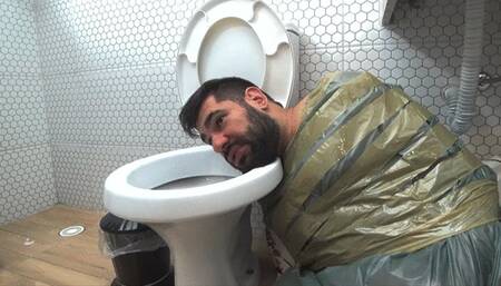 TOILET DOMINATION WITH STINKY FARTS PART 1 BY BABI VENTURA AND DANIEL SANTIAGO CAM BY RENATO FULL HD