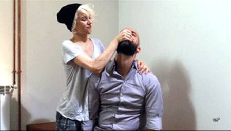 THE HANDYWOMAN - smartphone version