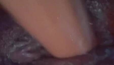 Horny babe fucks her pussy and squirts