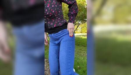 Outside pee in jeans
