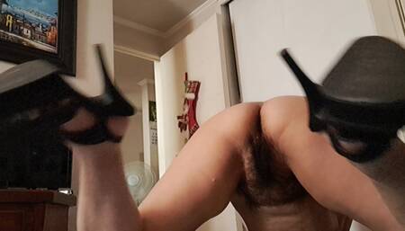 naked mommy in heels