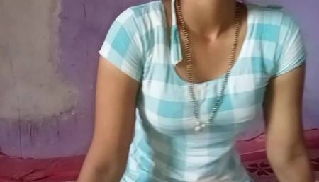 Indian Desi Babhi sucking dever dick