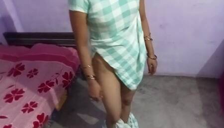 Desi village 20 years old Babhi was hard fucked by dever