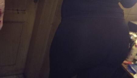 Blond and horny Lili