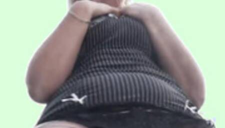 Blonde Mother True Slut Masturbating Outside (Melyssa, Fridus)