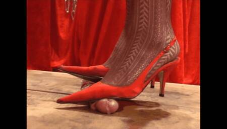 Mistress Julia puts her slingbacks to work SLAVE view SD