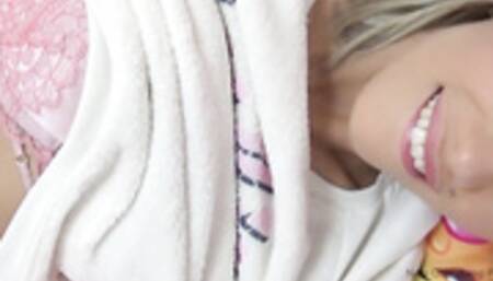 Horny Blonde Beauty loves to get fucked in studio