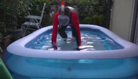 Neoprene Wetsuit inPool