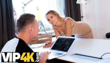 Perverted man penetrates old but nice woman with hairy pussy