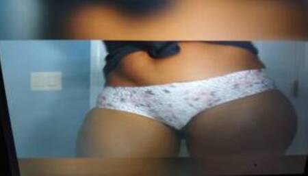 Camel toe, those hips wide hips,