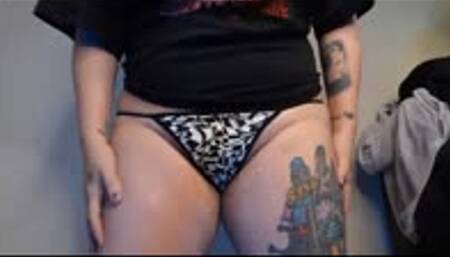 Trying on Two new thongs MP4 640