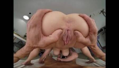 Busty Jasmine Wild Only Accepts Hard Dick Tip For Her Good Service VR Porn