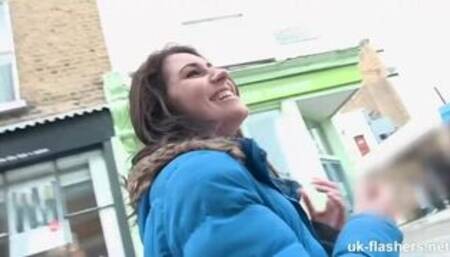 British Amateur flashing her cute titties