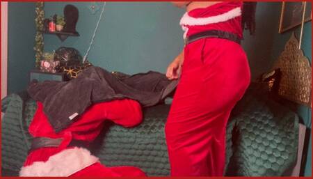 Dutch Oven for Santa - Ebonybooty49