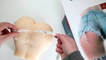 UNBOXING: KYO JEANS GIRL MASTURBATOR - Fake ass (Club-des-branleurs.fr)