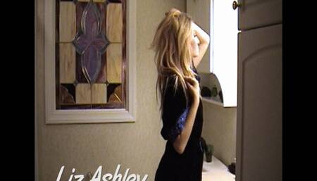Liz Ashley 16 Minute Nude Tease & Shower