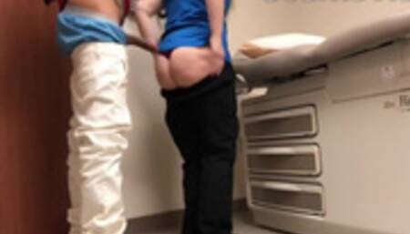 (Sneaky Work Sex) Thug fucks Nurse in Doctors Office on her lunch break