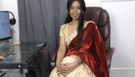 Red Saree aunty