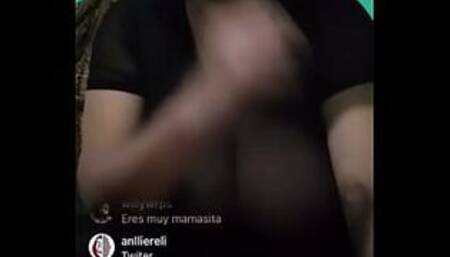 Jenny Perez se muestra en Instagram