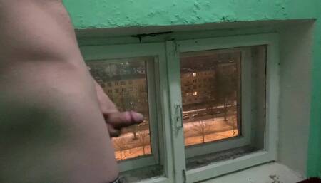 Decides to drain extreme in the parade room